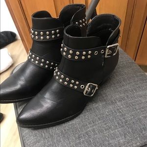 New Studded black leather boots women size 9.5/10
